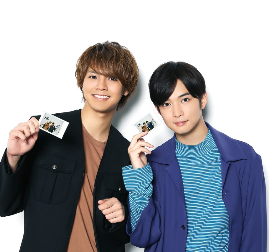 sgs109com's tweet photo. ＼サイン入りチェキプレゼント／
 6/30(土)公開✨映画「兄に愛されすぎて困ってます」片寄涼太&amp;千葉雄大Wサイン入りチェキを【2名様】に🎁
応募は①SGS(＠sgs109com)をフォロー&amp;このツイートをRT
②サイトから応募👉https://t.co/ltxu9aTV3p https://t.co/9bP2ZmdBCv
