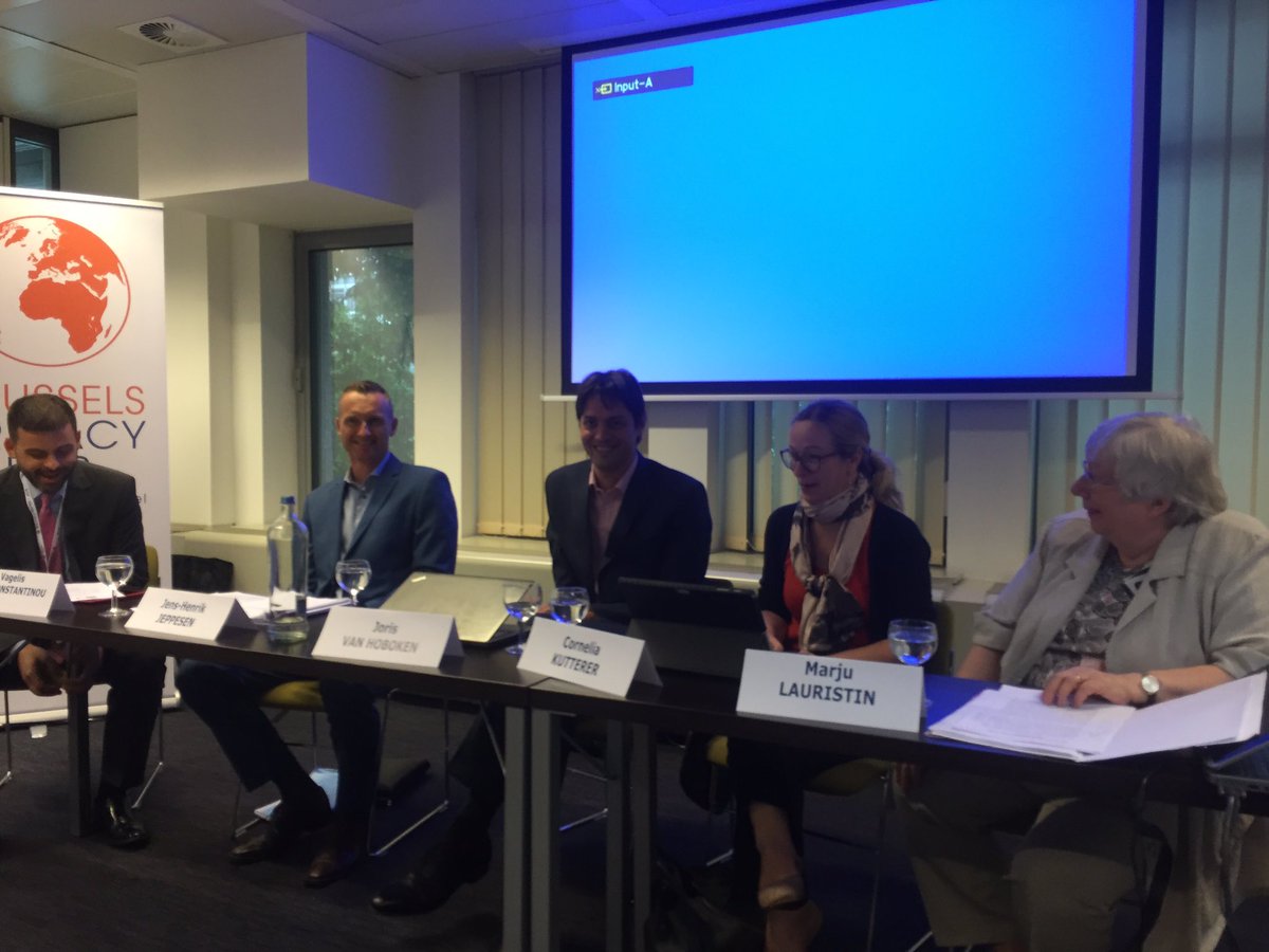 Happy to discuss about #eprivacy with <a href="/ckutterer/">Cornelia Kutterer</a> <a href="/jorisvanhoboken/">Joris van Hoboken</a> and @JensJeppesenCDT at the Brussels Privacy Hub organized by <a href="/VUBrussel/">VUB</a>