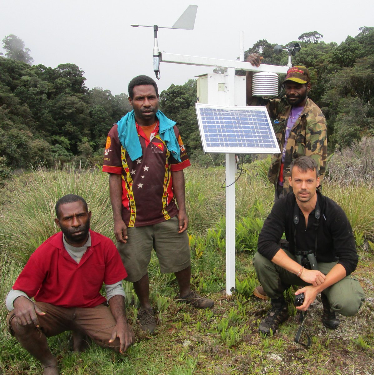 Macroecology's tweet image. WEEKLY SCIENTIST #PhDStud @PetterZahlMarki studies diversification &amp;amp; adaptive radiation of Australasian honeyeaters bit.ly/2hxY8Mp