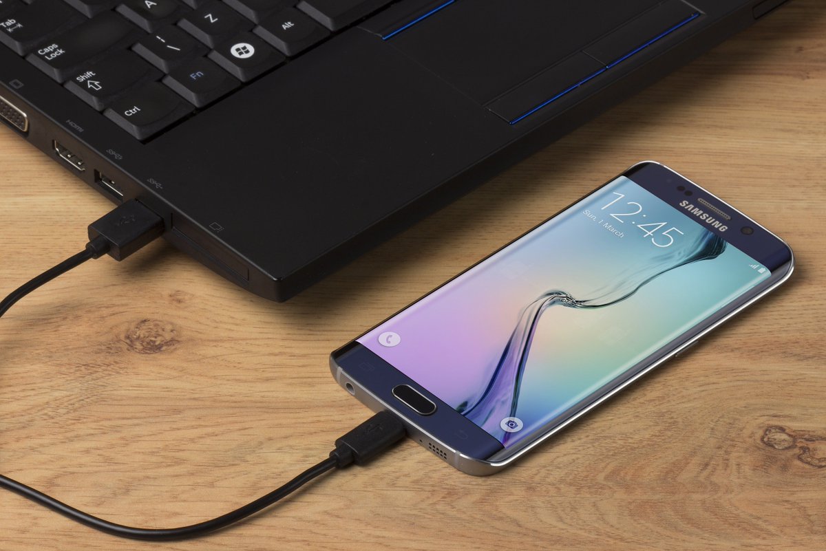 Plug in. Charge up your <a href="/SamsungMobile/">Samsung Mobile</a>. Head out.

Shop at <a href="/ThreeUK/">Three UK</a>: bit.ly/1psj9UB #PowerUpNow