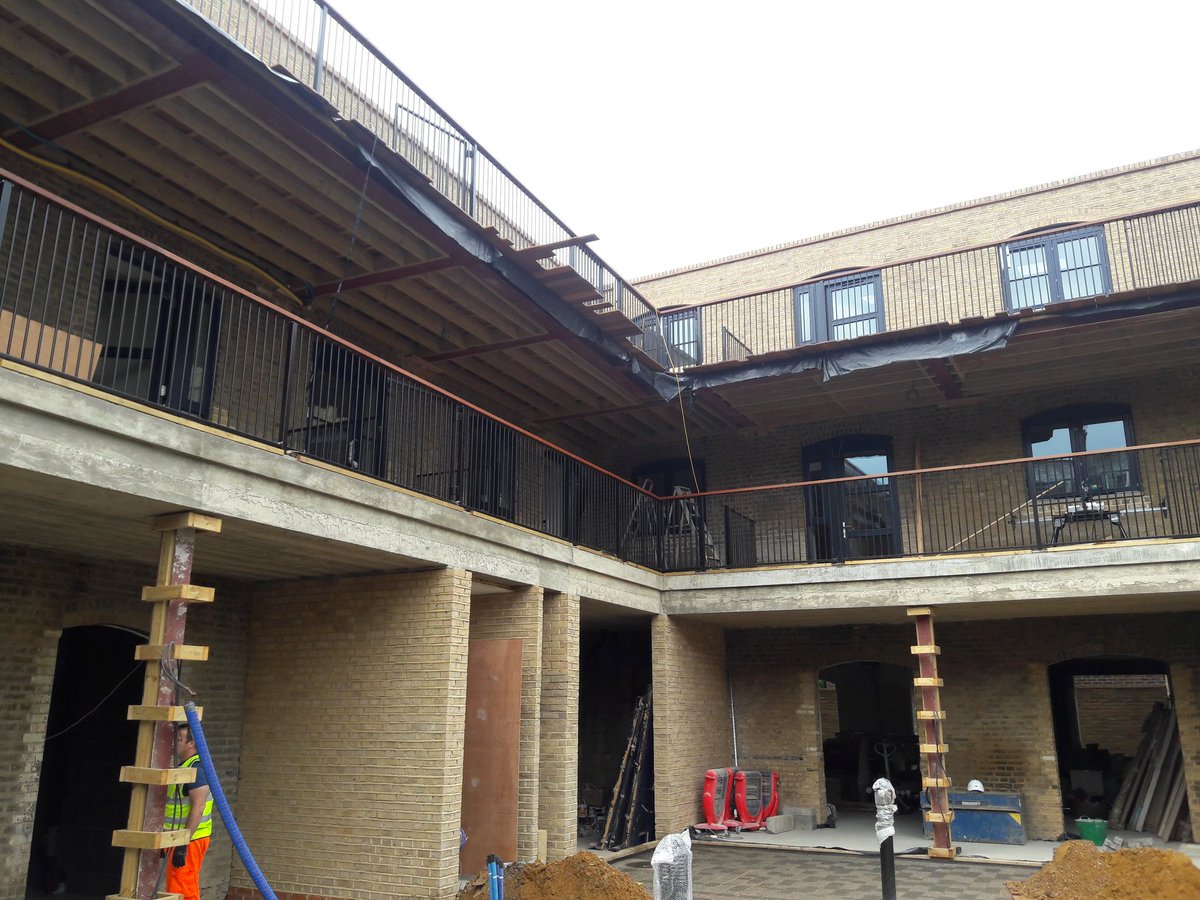 tootingnewsie's tweet photo. Work on Bateman's Yard continues - should be ready in the Autumn! #Tooting https://t.co/yLILM5ngo5