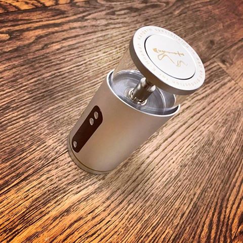 kangermhookah's tweet photo. Largest Vapor E SHISHA Head from #kangerm #vapor #eshisha #shisha #shishalife #shishatime #hookah #hookahlife #hookahtime #tobacco #hookahs https://t.co/Cz534xFWLf