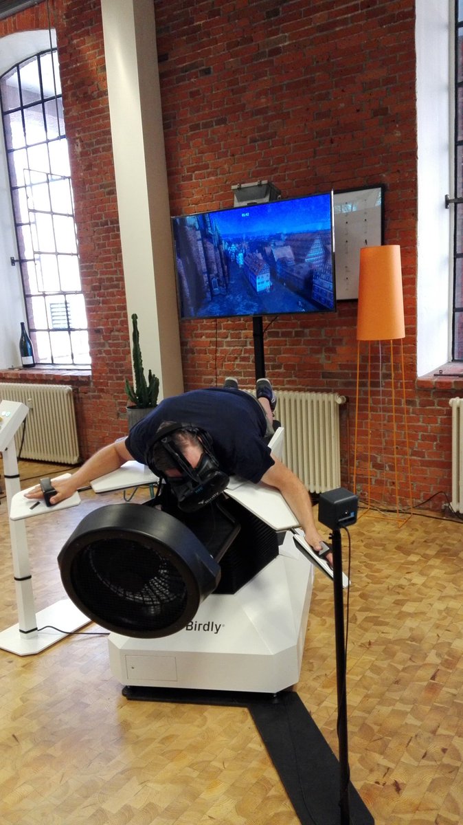 So much #wow! <a href="/Birdly/">Birdly</a> Präsentation am Case der Stadt #Ulm <a href="/demodern/">demodern</a>. #VR-Pionierarbeit made in #Hamburg.