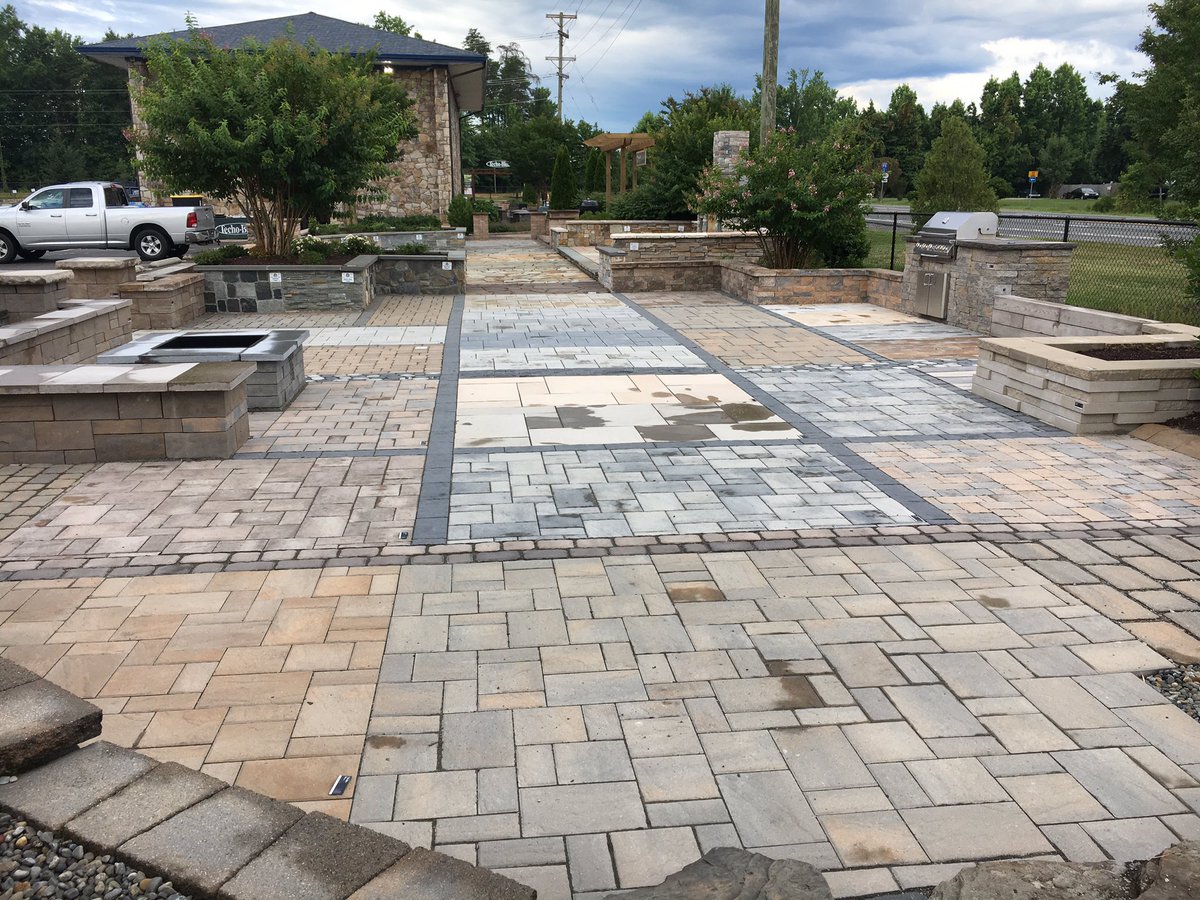 Techo Taphouse tweet media