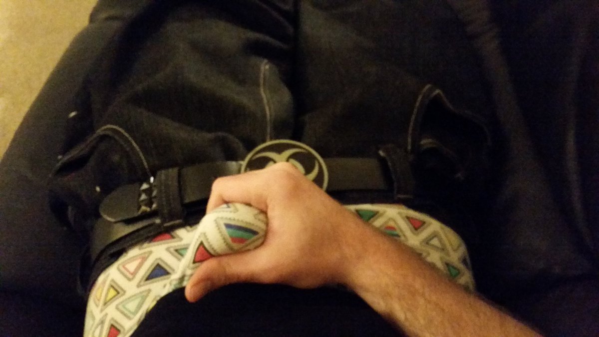 Sagger_In_Boots's tweet photo. Chillin on the couch https://t.co/4VLtS8E8P5