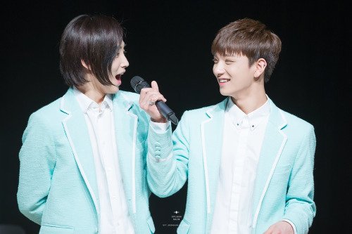mingyuna__'s tweet photo. "Parabatai were strange. So close, and yet it wasn’t a marriage, yet it was more than a best friendship."

#Jisoo 
#Jeonghan
#Jihan 💕👑😇 https://t.co/wOFKVlrinL