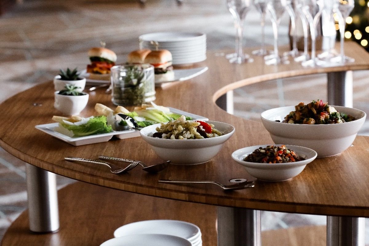 Mogogo_Buffet's tweet image. Keep your customers happy with light summery dishes! Find your perfect #buffet combination: buff.ly/2t54z2g
#buffetsolutions