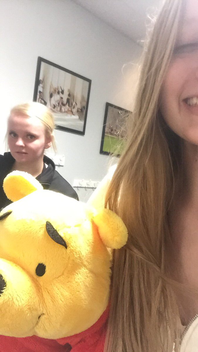 peytonchilton's tweet photo. Happy birthday old lady!! @izzy_wagener I'll miss you and your crazy stories next year ily💓 https://t.co/DYgOmmGb4x