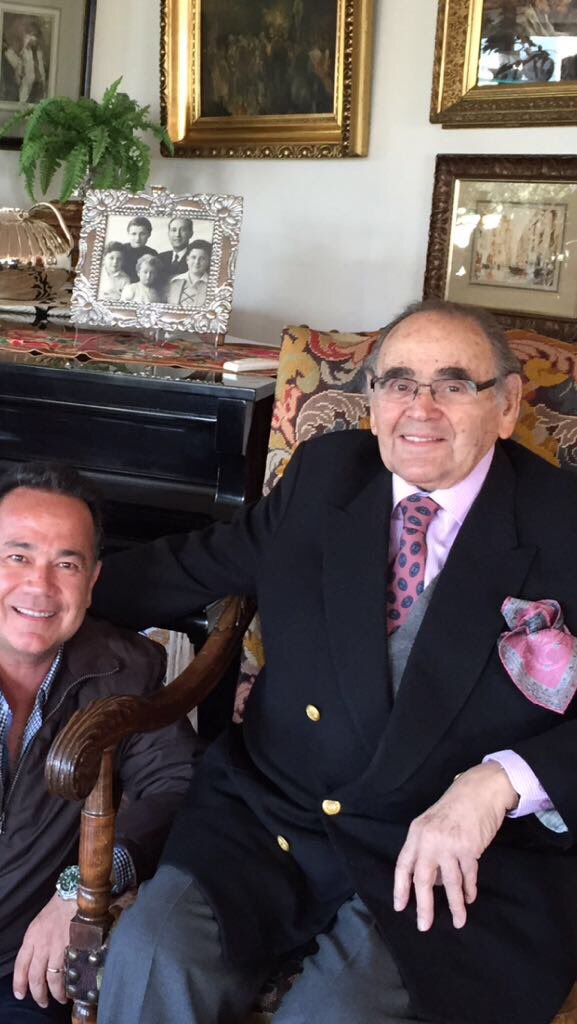 Ha partido el más grande maestro de Televisión de siempre. De gran carácter, fortaleza, sabiduría y calidad humana Q.E.P.D Valentín Pimstein