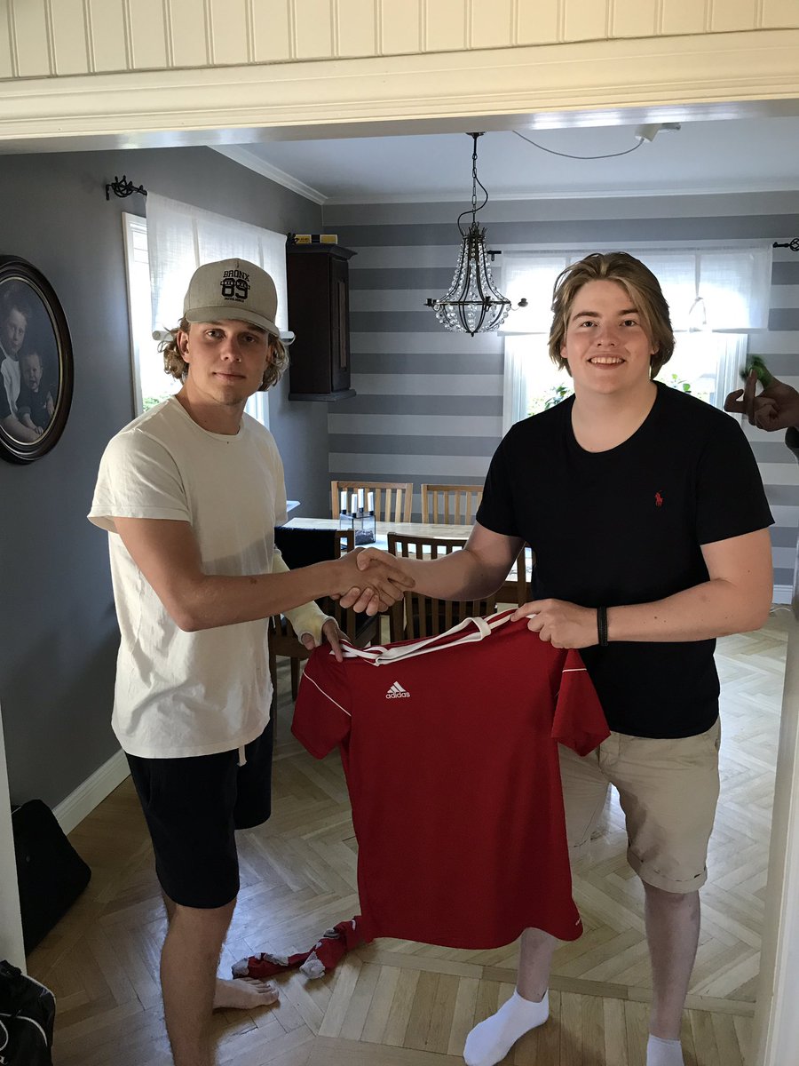DynamoGassen's tweet photo. Nu är det officiellt! Efter mycket om och men är Oliver Nähr-Winkel klar för spel. "I oliver får vi en mycket kreativ och teknisk spelare" https://t.co/Gpp58I32St