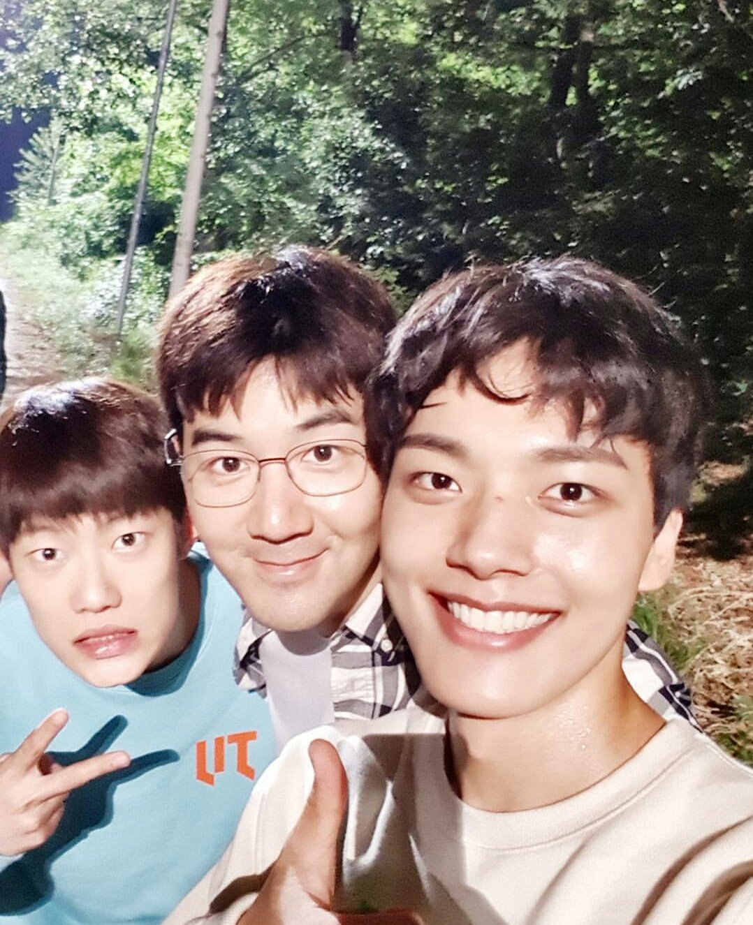 DDVCQzeWAAAN9KD.jpg:large