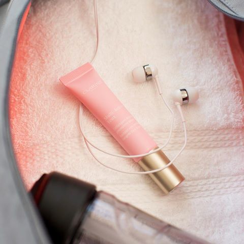 Multi-Active Eye contour treatment smoothes early wrinkles &amp; diminishes signs of fatigue (dark circles &amp; puffiness)<a href="/SueShieldsSpa/">Sue Shields Spa</a> #Carnforth