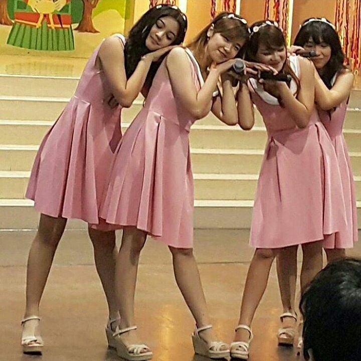 SupporTeens_SBY's tweet photo. Holaa SupporTeens tunggu single terbaru dari @teenebelle_ID tanggal 11 Juli 2017 yaaa 😍😍 https://t.co/SpVxn8Rm5U