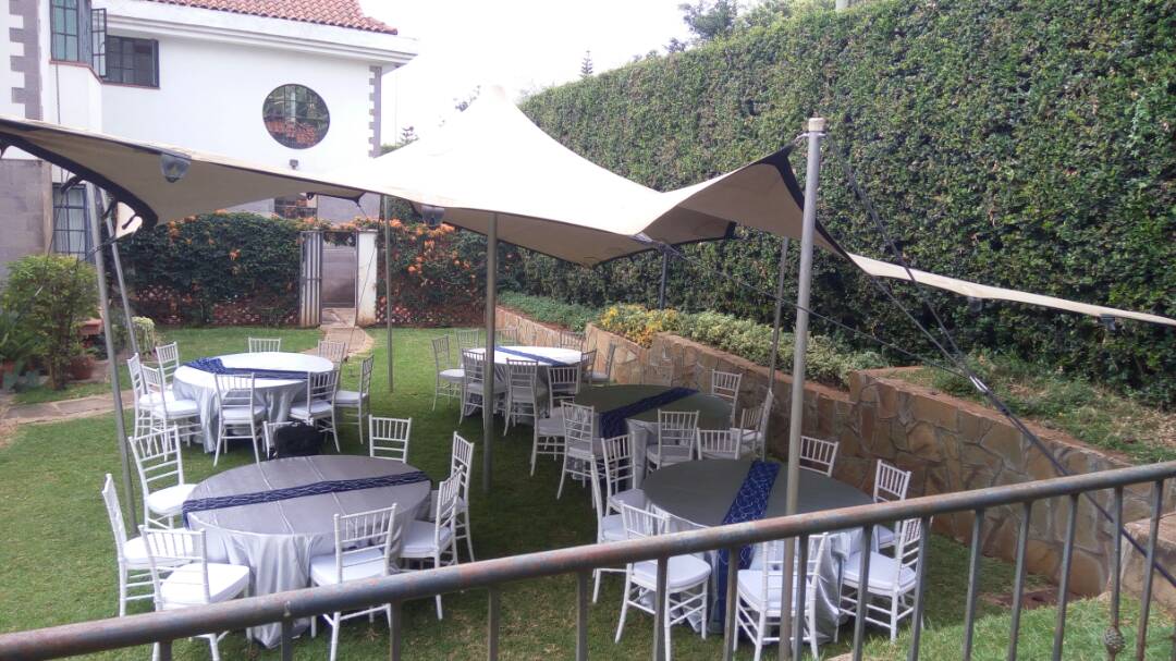 WeddeventsByKui's tweet photo. #backyardparty #silverandblue #stretchtents #webk #cocktailsetup #sidelounge dm us today for any kind of set up. https://t.co/c4ywCqfSwl