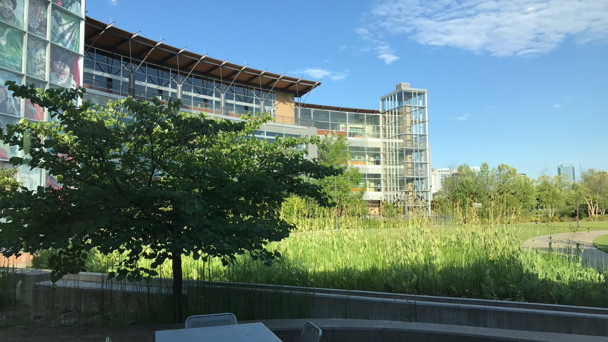 ynpnLR's tweet photo. Beautiful summer morning for a #coffeewithanexpert at the Café @Heifer https://t.co/sWE2bvNJS7