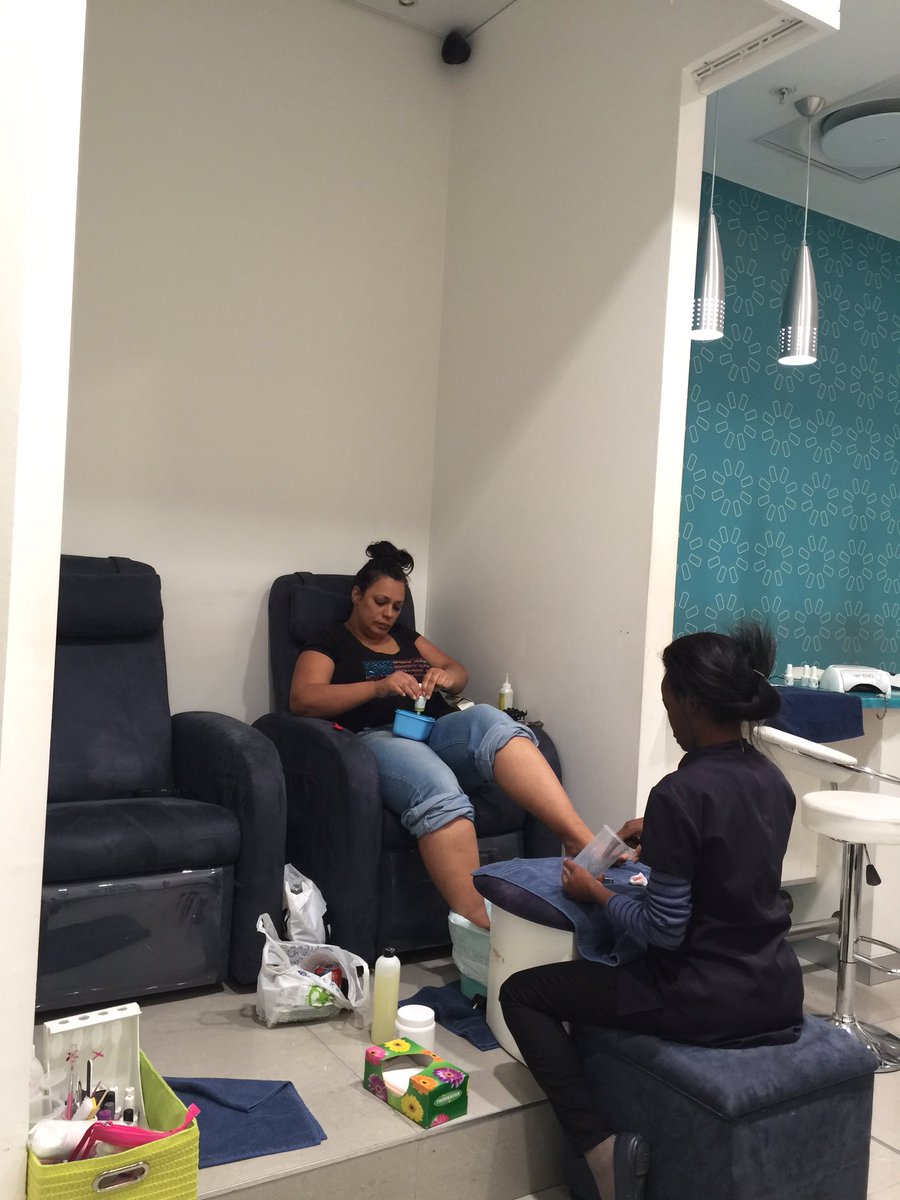 Hair dying in mani-pedi blue route#manipedi#standardsdropping#sosad