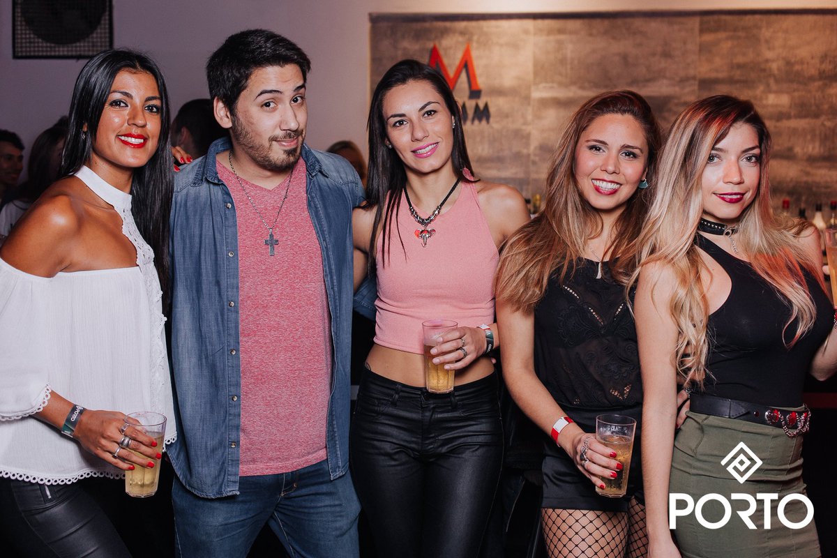 eduhuespeok's tweet photo. Con nuestras clientas vip!
@PortoCordoba
#Algopasaenporto
#Port017
#cambiamoslosviernes
Wapp 3512662144 https://t.co/OpatGDiVoZ