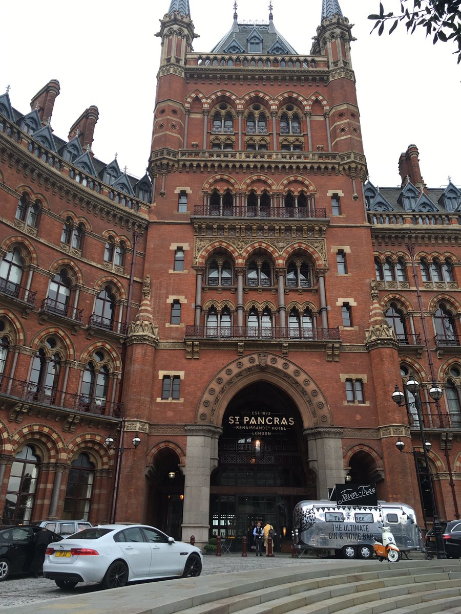 _JodiClark's tweet photo. Stunning venue for today's @yext #yextontour event! https://t.co/QzY3nIqCe8