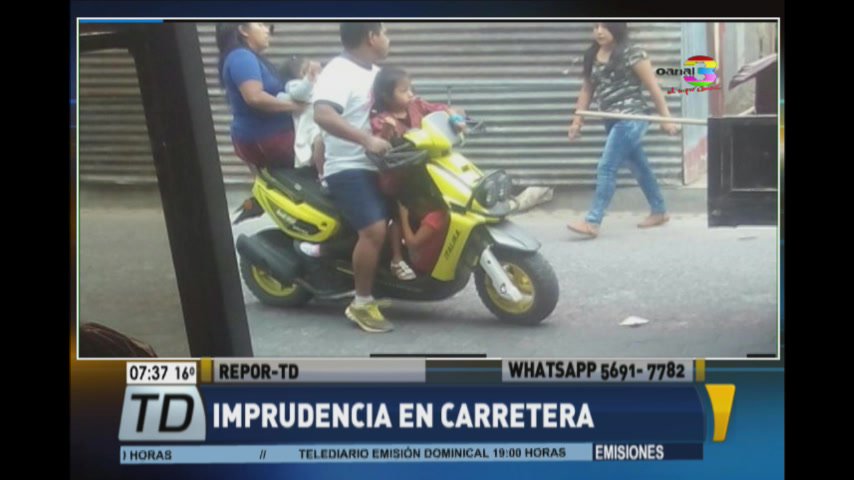 TelediarioGT's tweet photo. Nuevo caso de imprudencia vial
https://t.co/LqDoCTUdTL #ReporTD https://t.co/DtjT6IXPSm