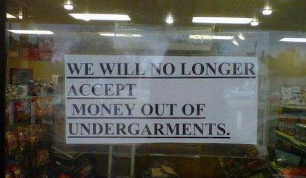 Wakaliwood's tweet photo. yah! Wakaliwood Supa Store is open!
sry, but new rules. bad experince.
https://t.co/DCE0QL7Qel https://t.co/OjGORBlGaM