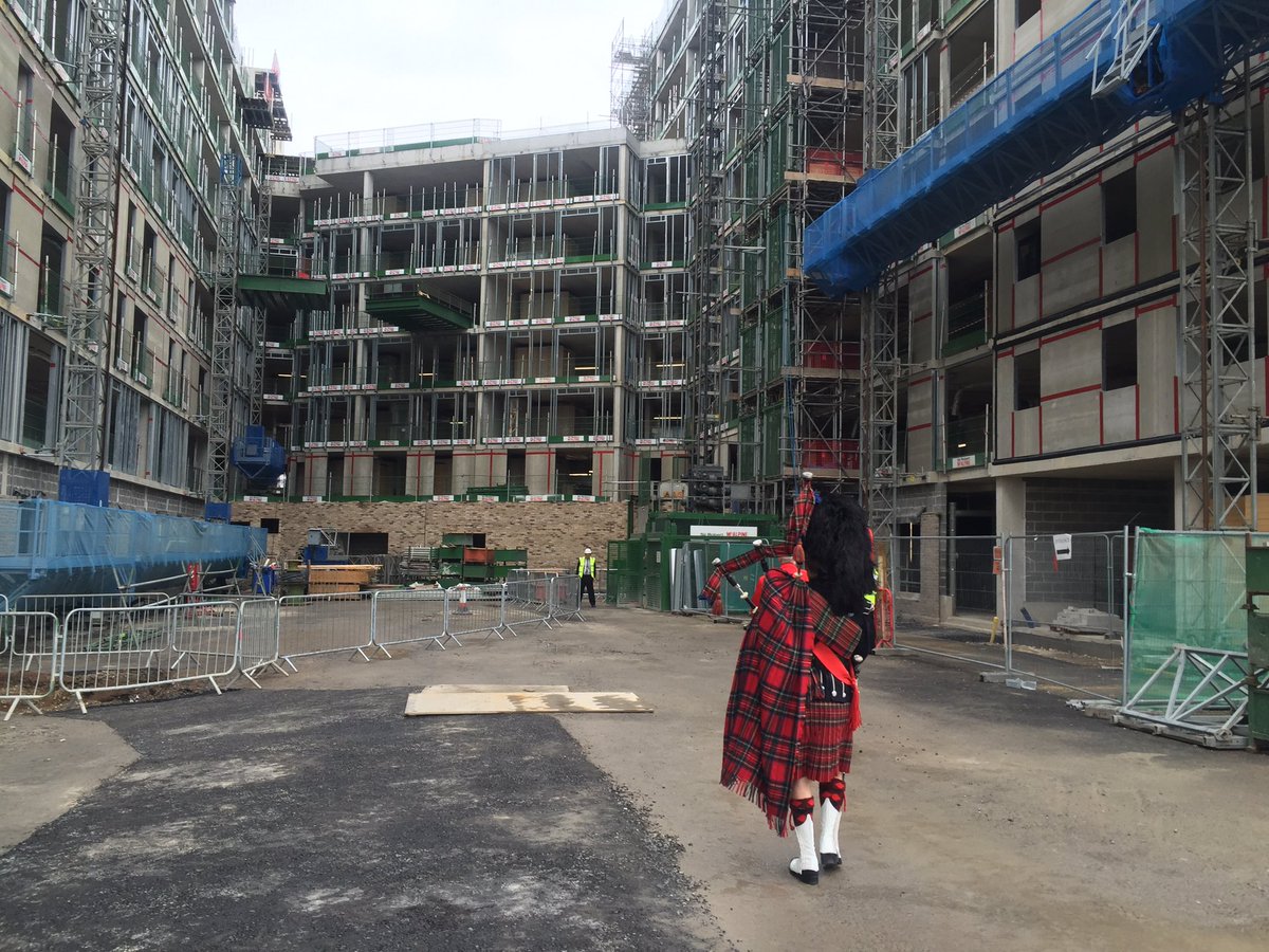 JessOnBoat's tweet photo. That surreal moment when you end up on top of a building being serenaded by a bagpiper... @graingerplc #Amstone https://t.co/01zwlhOKJa