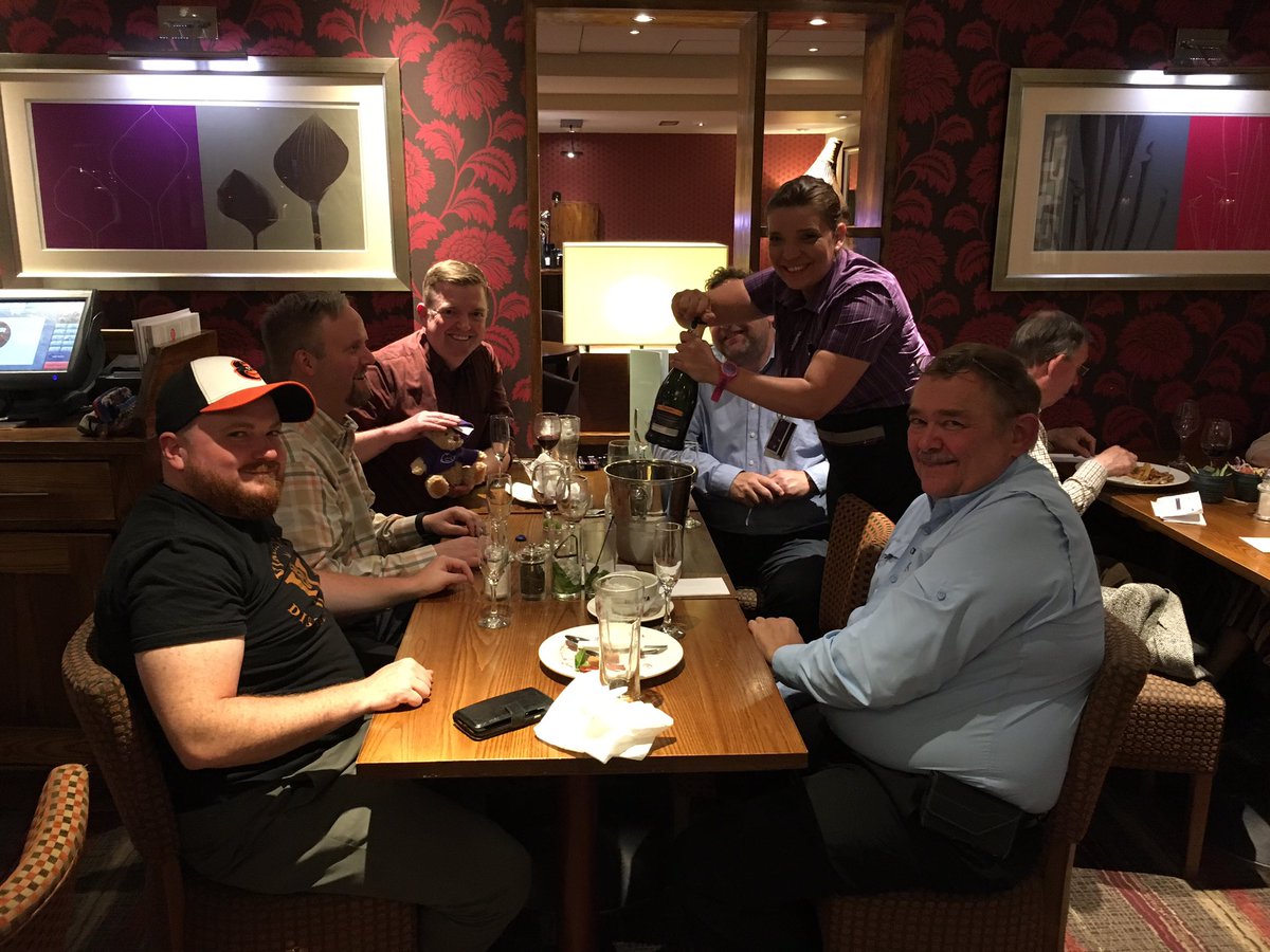 Girls power 💜 making guest happy and raising money for <a href="/GreatOrmondSt/">Great Ormond Street Hospital for Children</a> at the same time! <a href="/placemadebyyou/">A Place Made By You</a> <a href="/gary_villiers/">Gary De Villiers</a> <a href="/shahq1/">Qasim R shah</a> <a href="/Rasta8child/">ryan-sean</a>