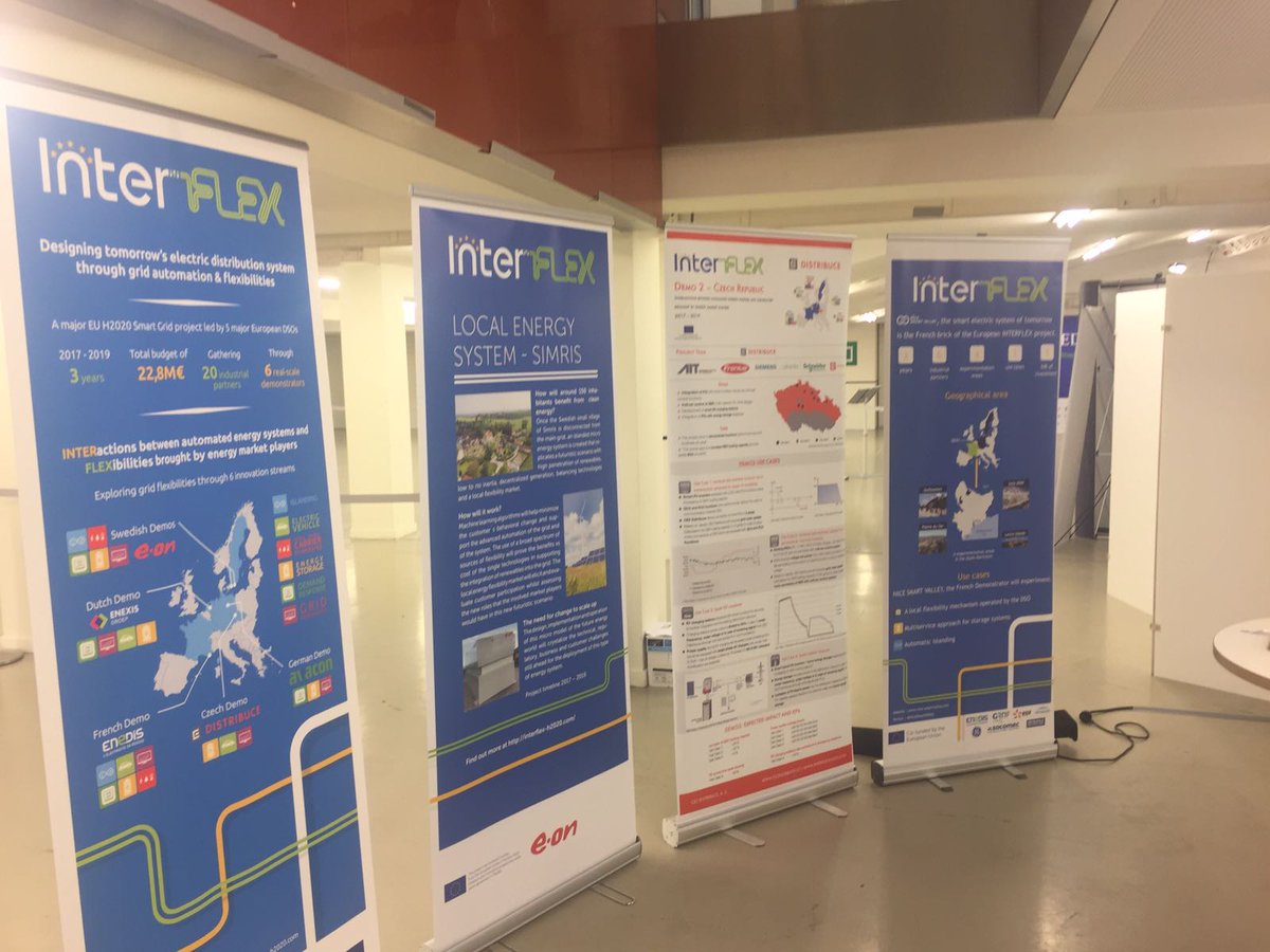 NiceSmartValley's tweet photo. Les démonstrateurs #InterFlex réunis à Bruxelles pour la conférence #iGrid17 @enedis @SkupinaCEZ @EON_SE_en  @AvaconAG @Enexis https://t.co/eBm4HVuYYk