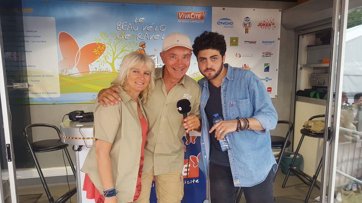 Après son passage sur le #beauveloRTBF ce we, <a href="/TibzOff/">Tibz</a> débarque cet après midi dans le 5à7 chez <a href="/CyrilDetaeye/">Cyril Detaeye</a> <a href="/GuillMoulaert/">Guillaume Moulaert</a> sur <a href="/vivacite/">VivaCité 📻</a>