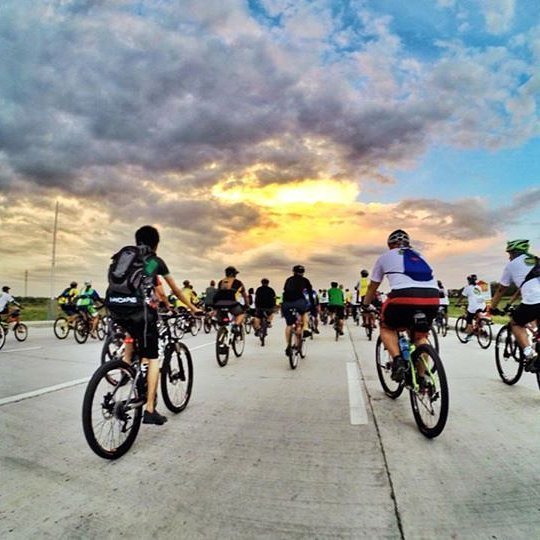 Bayram ziyaretlerine bisikletle gidenler el kaldırsın! :D

#VelespitGünlükleri #velespit #doğaiçinpedalla #instabi… ift.tt/2tgLqL2