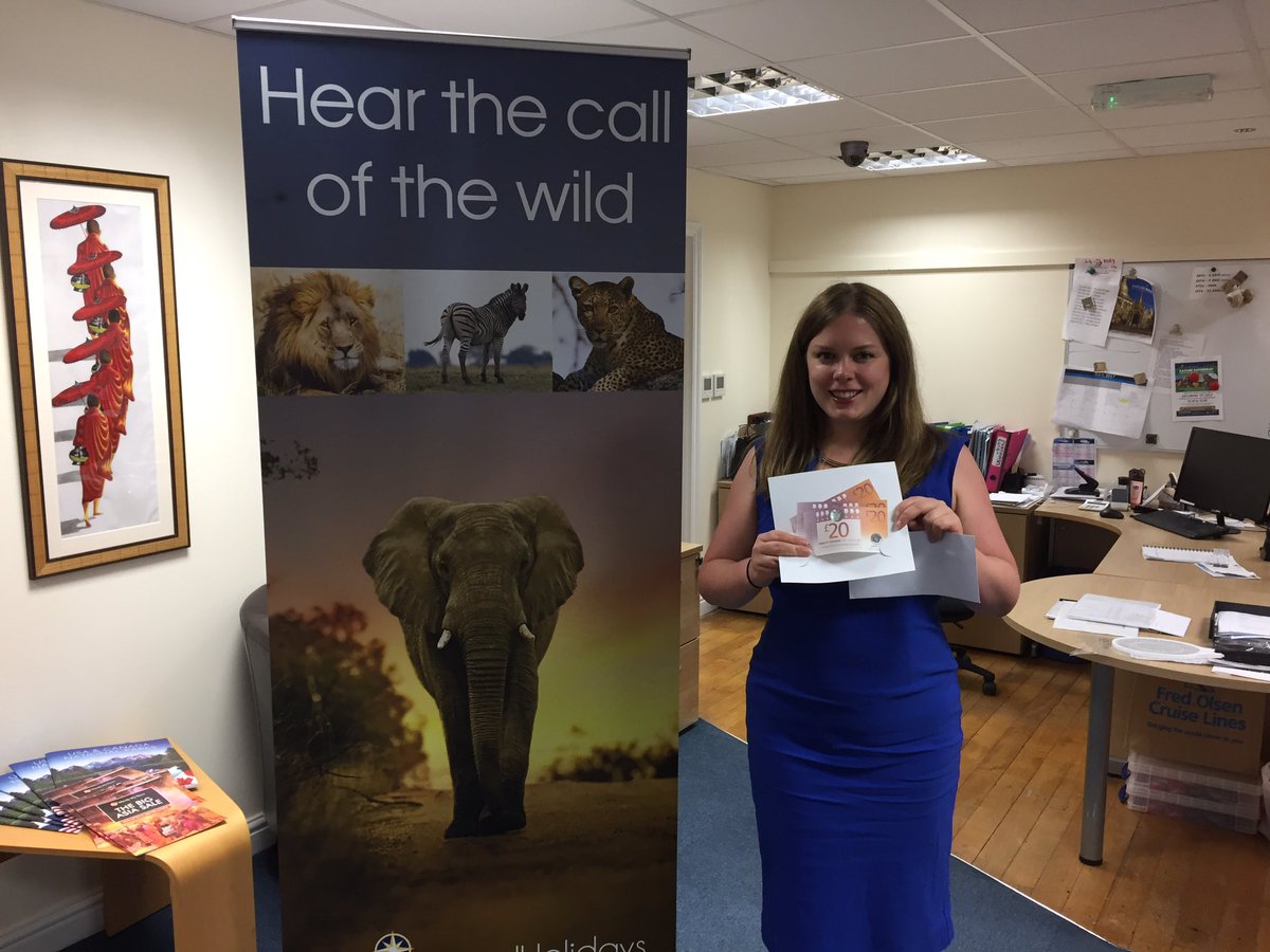 sarah_ATWO's tweet photo. Our lucky winner Amy from @cruiseselect has won £60 worth of wine vouchers 🍷. Enjoy! #CLIAConfPrize #OnlywithAPT https://t.co/yzOdk0tq94