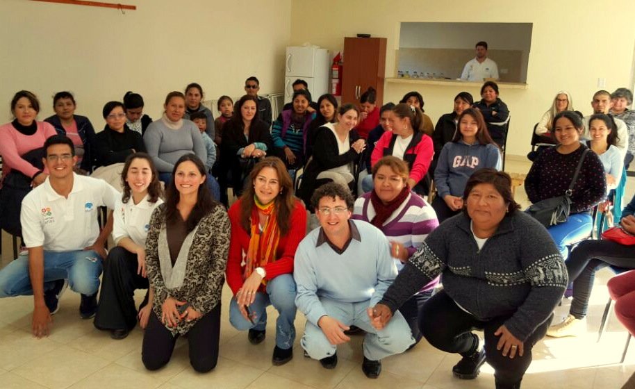 trabajosalta1's tweet photo. #Trabajo junto a Banco Macro capacitaron a 200 jóvenes en cuentas sanas para tu emprendimiento #TrabajoEsInclusión https://t.co/bYlXUmSrLO https://t.co/SmWxztSaBo