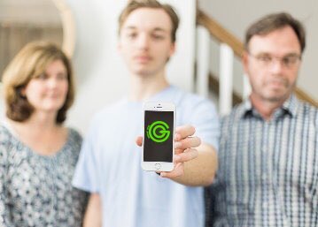 KnowYouGo's tweet image. College students use KnowYouGo to have college attendance records to potential job interview. #college #jobs #jobinterview #parents