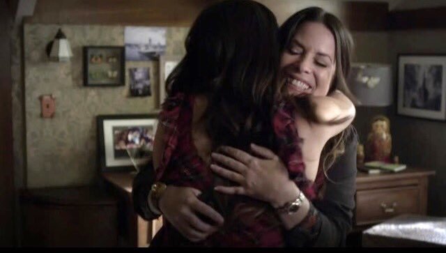H_Combs's tweet photo. Today is the day. It's time to say goodbye to the liars. #PLLEndGame https://t.co/czyuTiwoMf