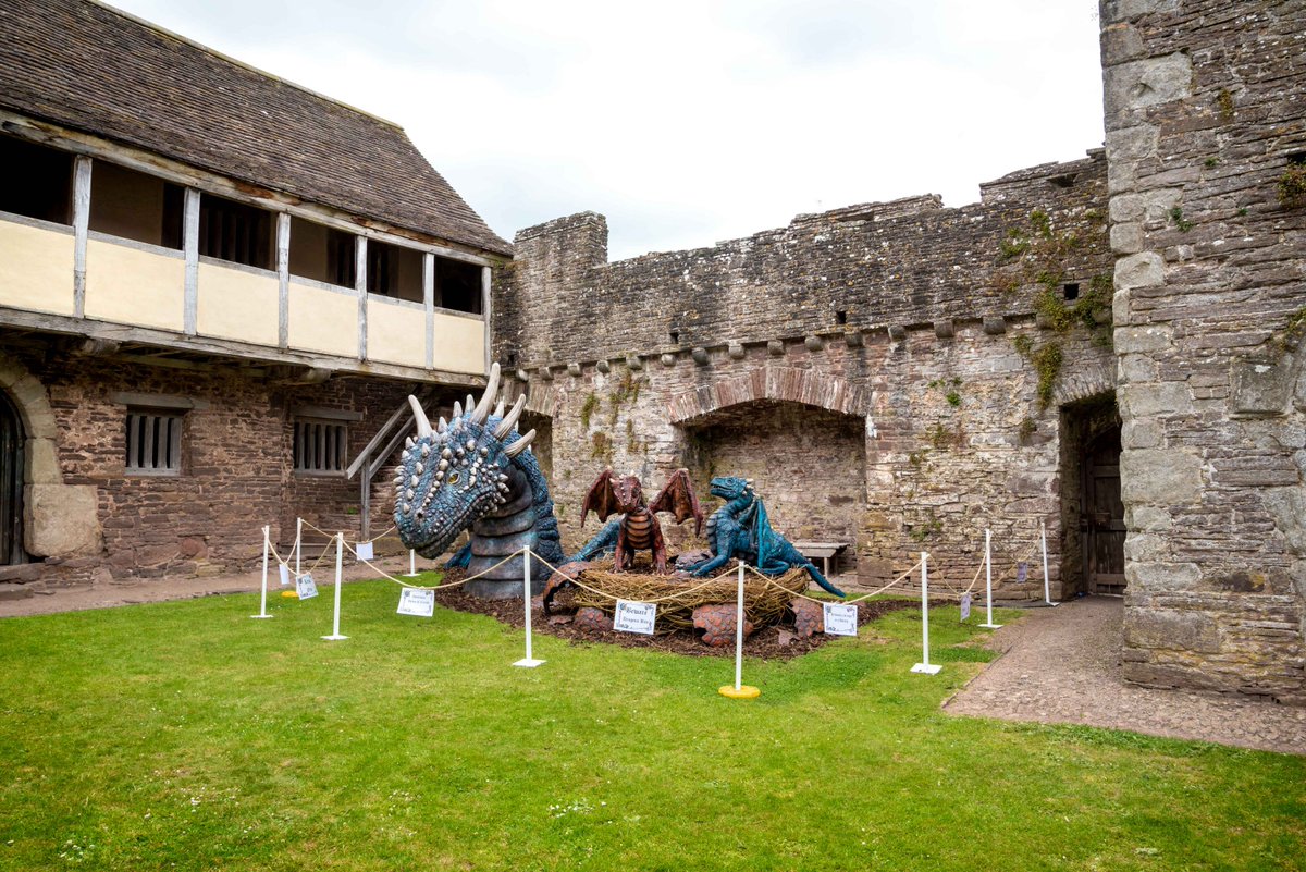breconcottages's tweet photo. The Dragons have landed at @Tretower_Court #FindYourEpic #GoT #mythslegends #LivetheLegends @TamsinDaniel1 @AMarrAssoc #breconbeacons https://t.co/evNuMjYxUI