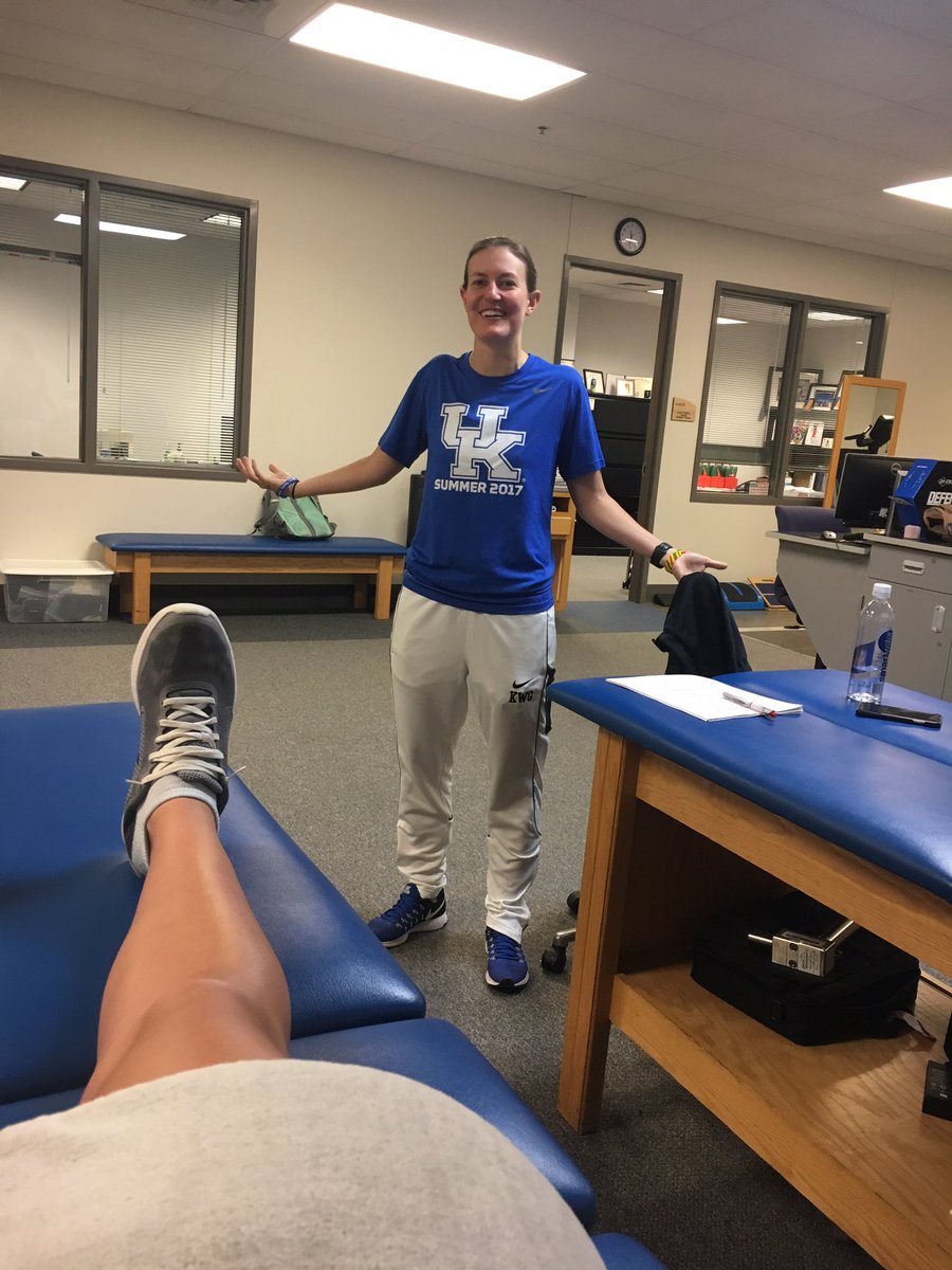 Treatment time with the best trainer ever <a href="/KatyPoole/">Katy Poole</a> -MW 👍🏼