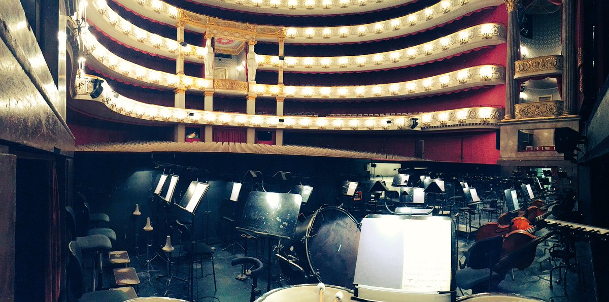 TomGreenleaves's tweet photo. As practice rooms go...
#BavarianStateOpera #NoOneSeemsToWantToJoinMe https://t.co/2cmRs9O8AS