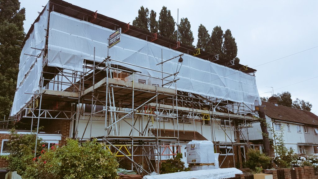 Masonbellscaff's tweet photo. Another temporary roof completed #masonbell #teammasonbell #furbishhomesltd #epsom https://t.co/lWIxfixKOO