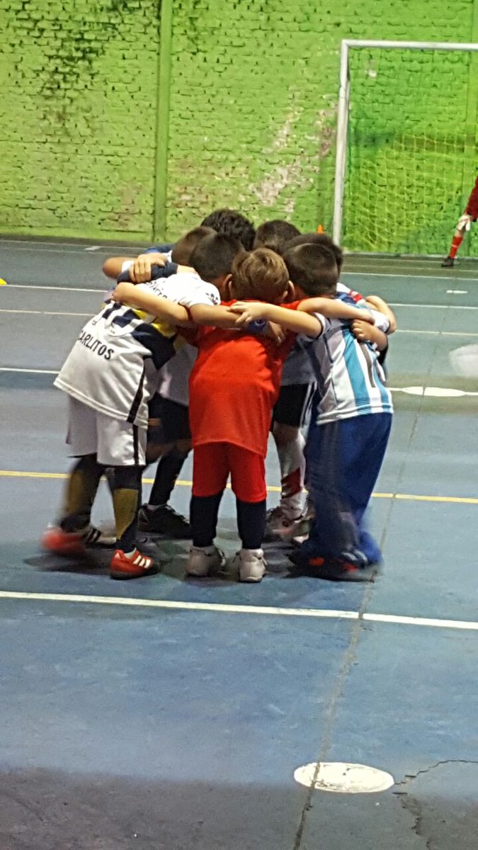 Club_Campos's tweet photo. La unión, el emblema de nuestro querido Club Campos.

ESCUELITA DE FÚTBOL 2017. https://t.co/7dNVmPsjFJ