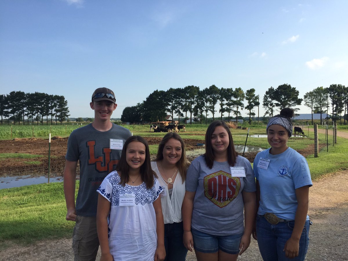 pottcoag's tweet photo. SE District #ANSI field day has been a great success!  #pottco #4-H https://t.co/6gYWfhAWOr