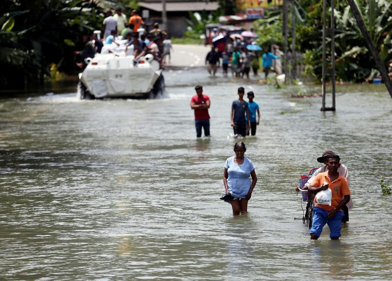 TRF's tweet image. Faster, clearer data on disasters could help shield women and children bit.ly/2sMUIO0 #DRR #resilience #BigDataTech