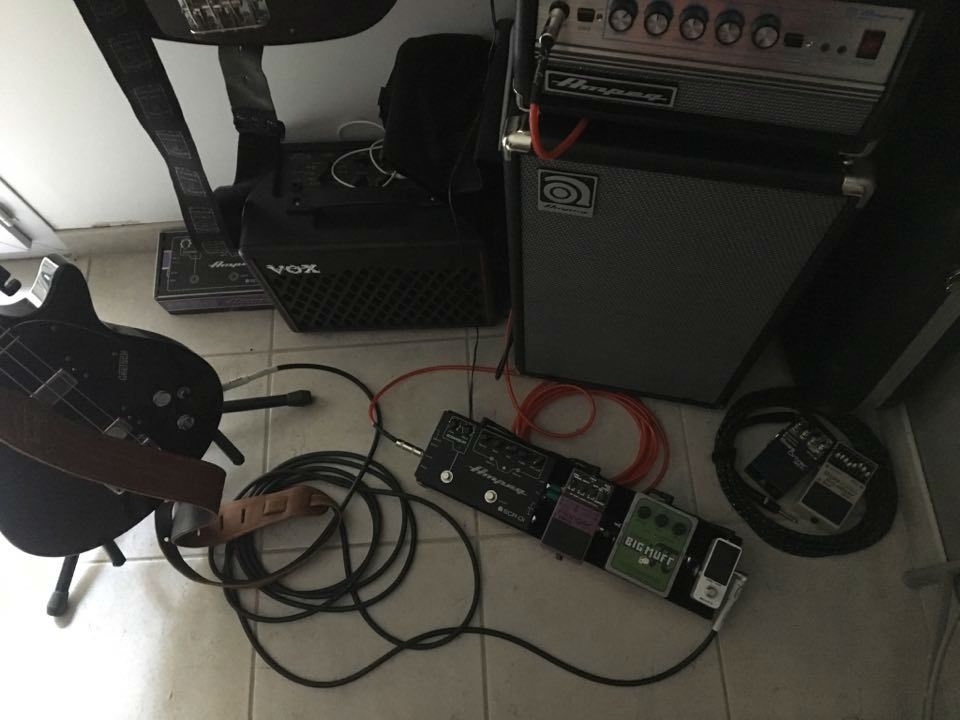 aofmtheband's tweet photo. Jay, our #bass #guitar player receives a beautiful present !! #ampeg #basseffects #gretschguitars #ampegscrdi #indierock https://t.co/QwDgRS76oM