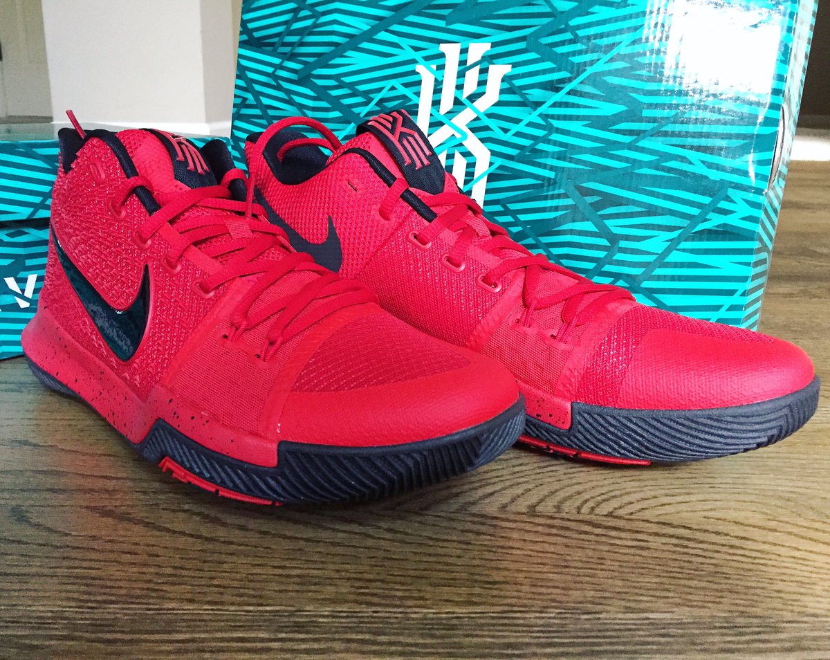 candy apple kyrie 3