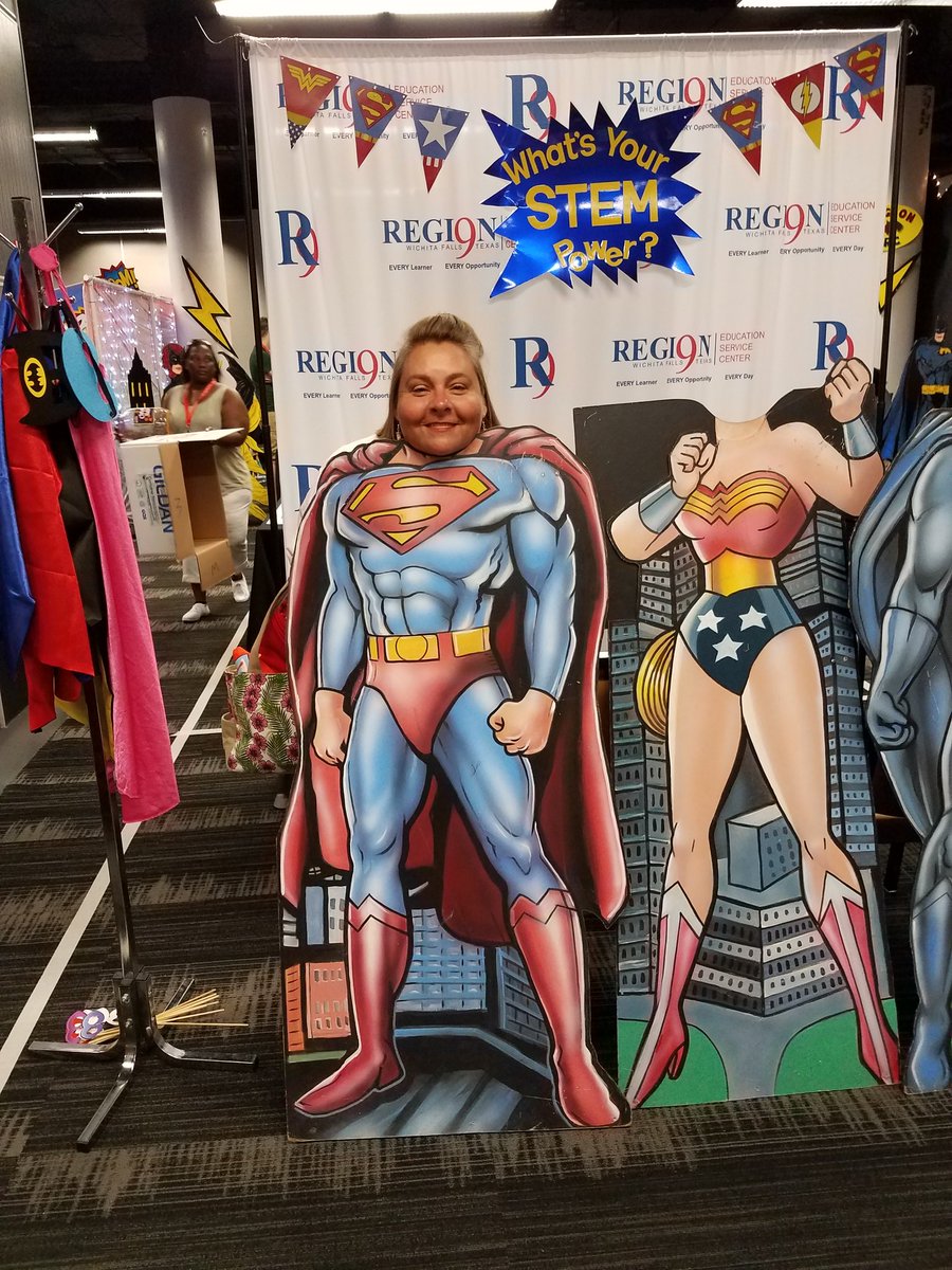 DuPontScience's tweet photo. Team superman checking in at Texas Regional Collaborative in Austin!  #ljirocks #brazosportisdpride #dupontscience https://t.co/1HFxOQ6516