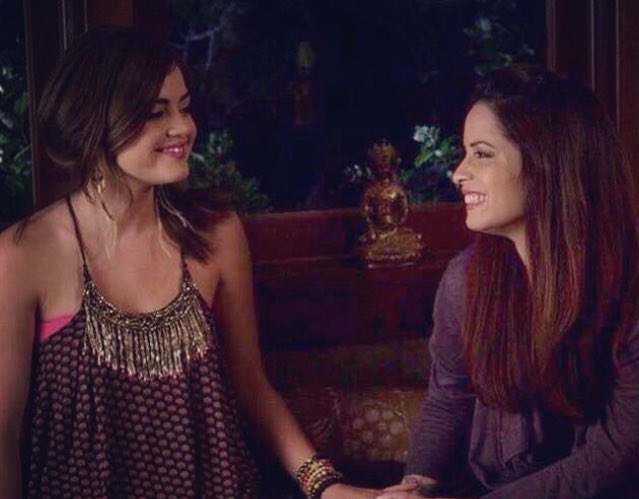 Adore_holly's tweet image. I'll always remember Pll because that's how I knew Holly and how I started Charmed❤️ #PLLEndGame #PLLGoodbye ❤️ @H_Combs @lucyhale