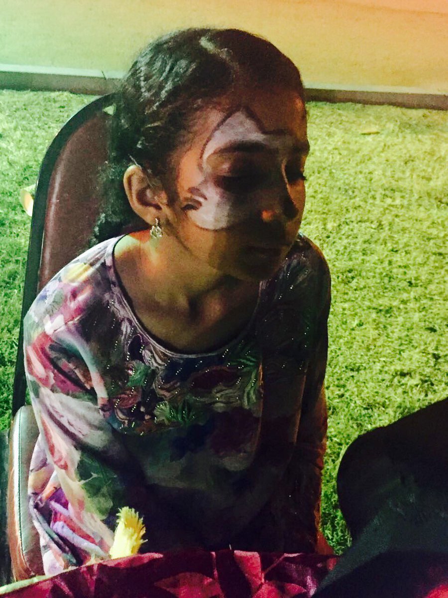 قدم فريق رفقة خير التطوعي فعاليات متنوعة للنساء والاطفال فرحاً وأبتهاجاً بعيد الفطر السعيد وذلك بحديقة ضنك العامة