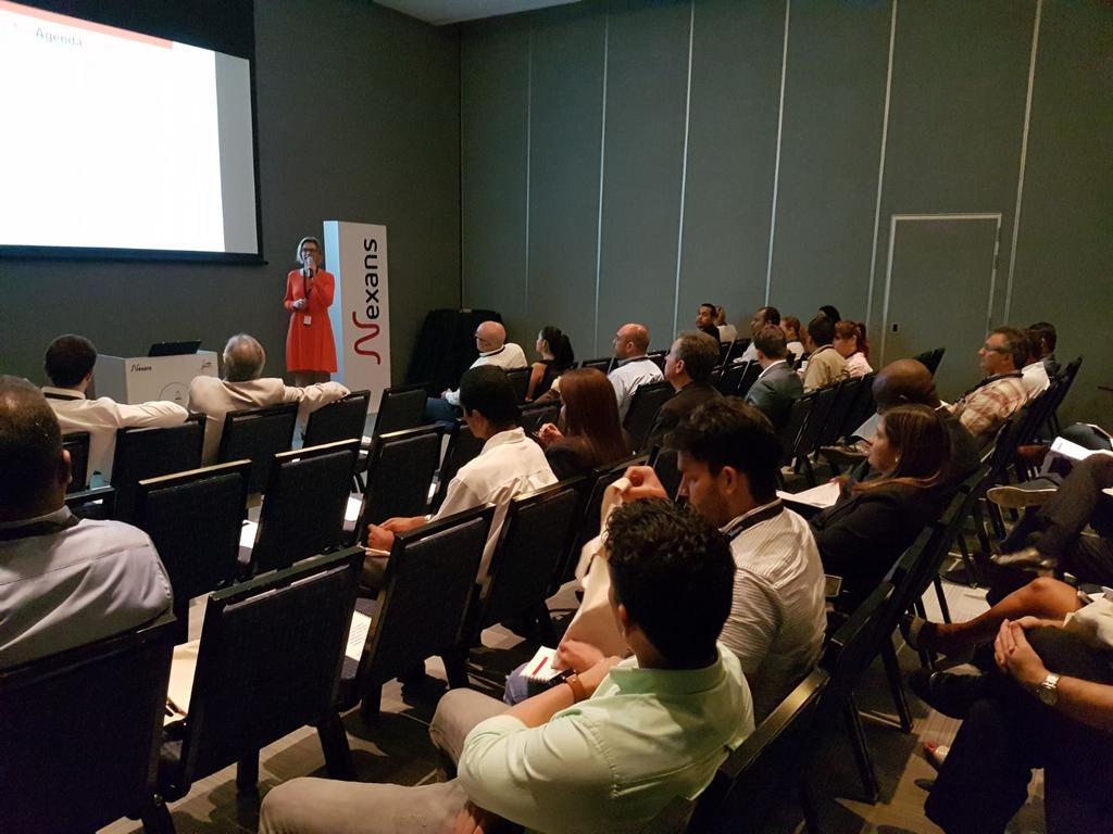 Nexans_'s tweet photo. En directo del taller construcción #cableforum en Panamá https://t.co/vdrqp6yUAs