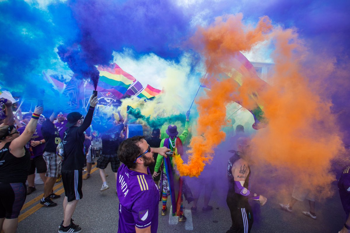 Scenes that never get old. #NeverHuntAlone 😈 https://t.co/uoUhiznFsx