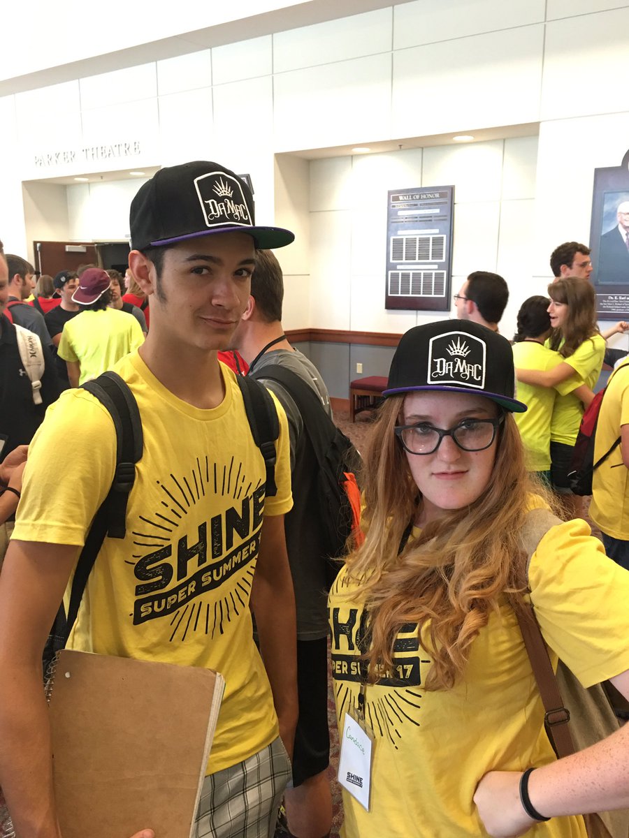 Damacmuzik's tweet photo. Twinning! Thanks for the support. #FansOfTheDay #DamacMerch https://t.co/GJyiXqXXX7