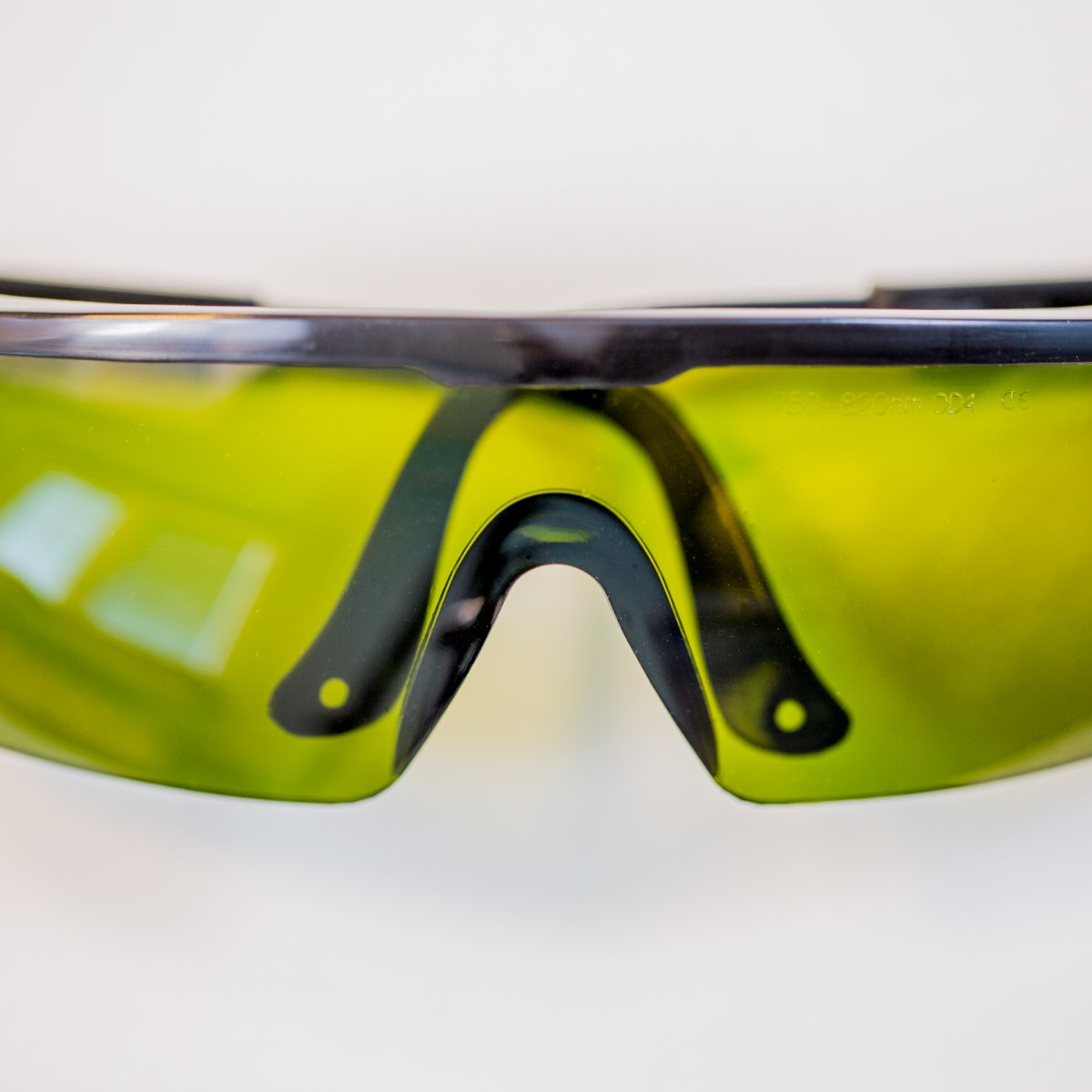 PROXIMA_MedTech's tweet photo. Zaštitne laserske naočare za crvene lasere PX-DH-SD-2 i za infracrvene lasere PX-DH-SD-9.

https://t.co/YowtX16uld https://t.co/0V97CrtjvL