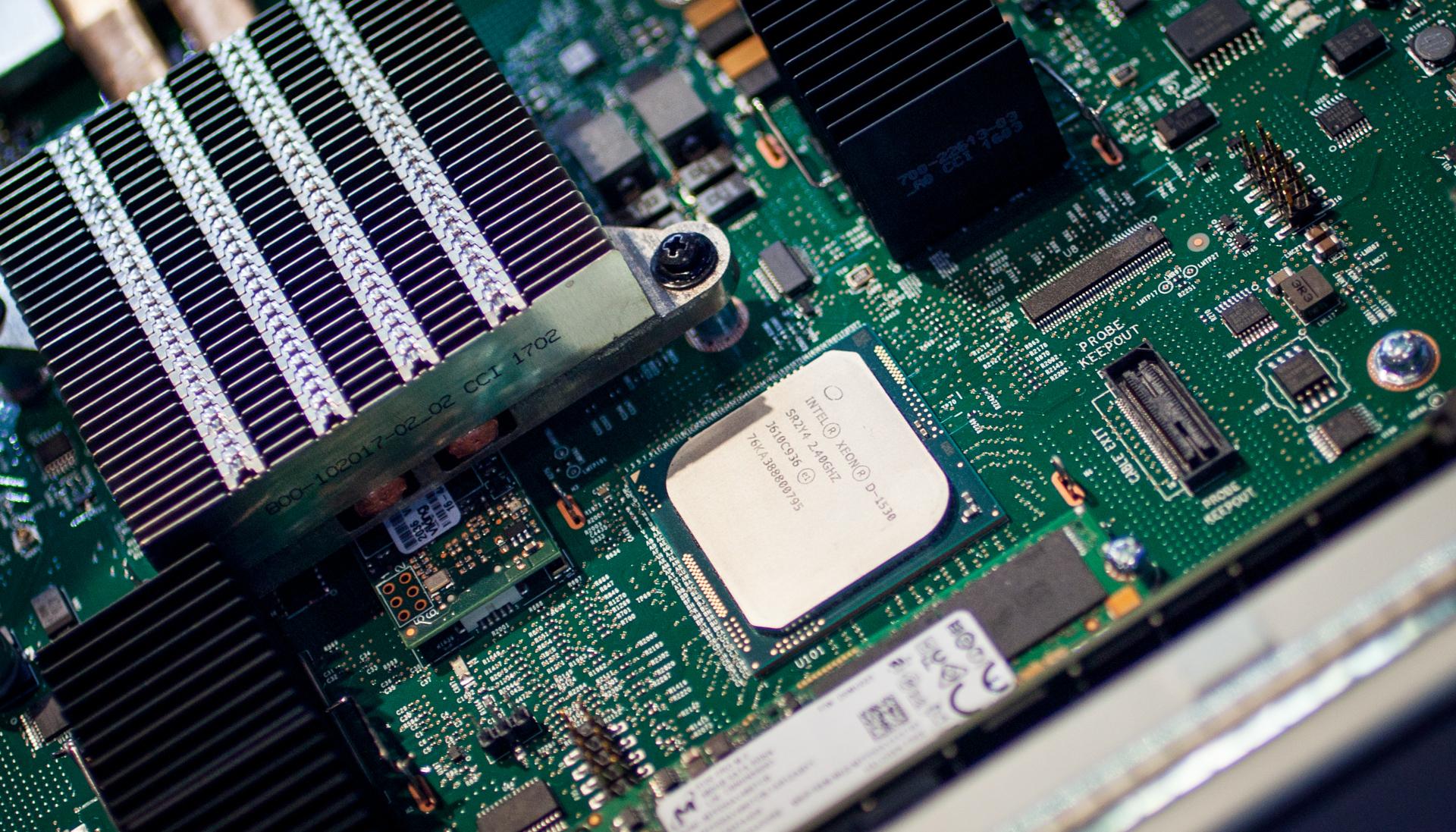 Intel Business on Twitter: